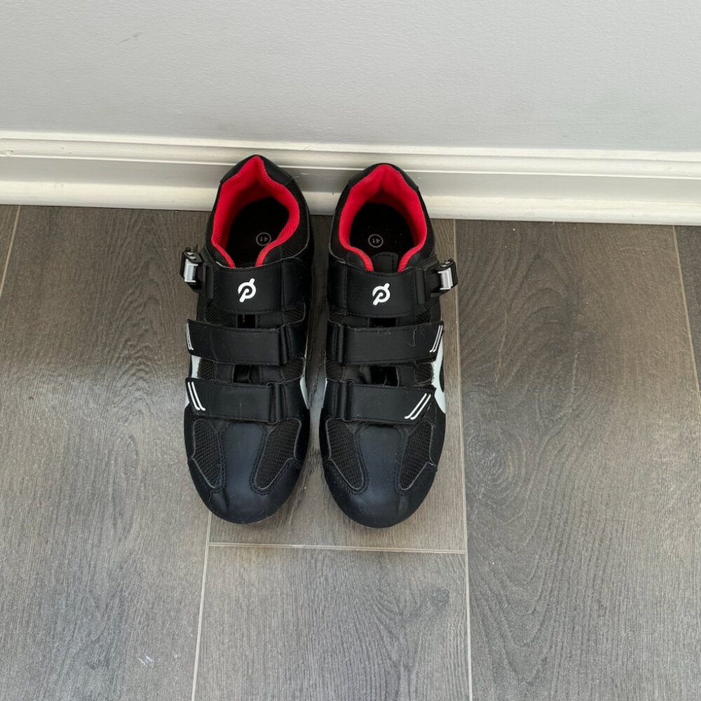 Size 41 Peloton Bike Shoes